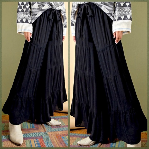easel Pants & Jumpsuits Easel Lightweight Flowy Multitiered Ruffled Drawstring Pants Ultra